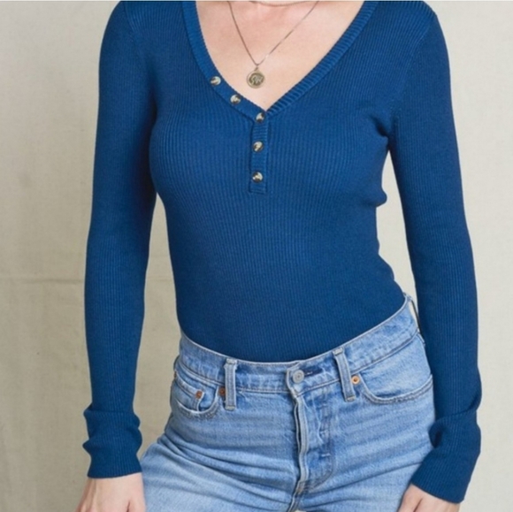 Teal Soft and Stretchy Ribbed Knit Long Sleeve Henley Top - Picture 3 of 11